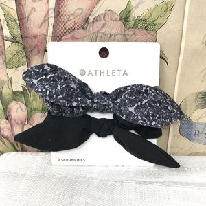 Athleta Set of 2 Scrunchies Black and Gray New